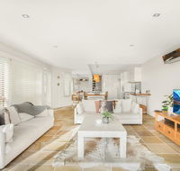 Family House With BBQ Deck Water View and Parking - Great Ocean Road Tourism