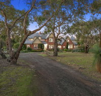 Faulty Towers - Great Ocean Road Tourism