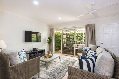 Fiesta Palms 2 - Central Byron Bay - Great Ocean Road Tourism 0