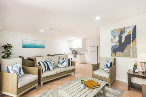Fiesta Palms 2 - Central Byron Bay - Great Ocean Road Tourism 3