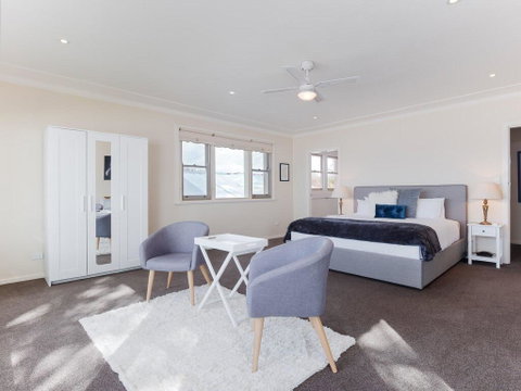 Filoli', 91 Foreshore Drive - Huge Waterfront Home - Great Ocean Road Tourism 3