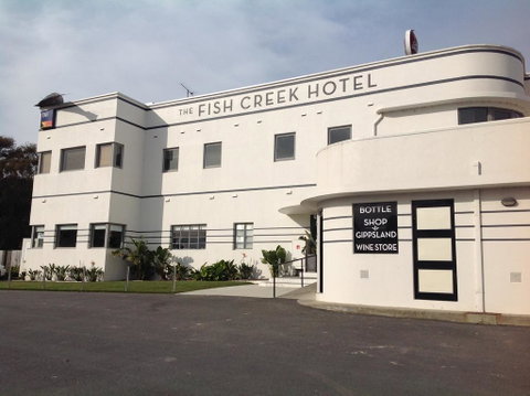 Fish Creek Hotel - Great Ocean Road Tourism 1