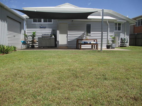 Fisherman's Cottage Hervey Bay - Great Ocean Road Tourism 1
