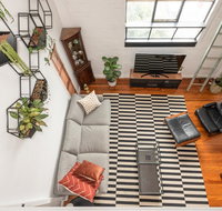 Fitzroy Converted Warehouse Penthouse - Great Ocean Road Tourism