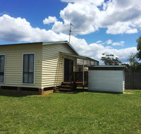 Flat 2 42 McMillan Rd - Great Ocean Road Tourism