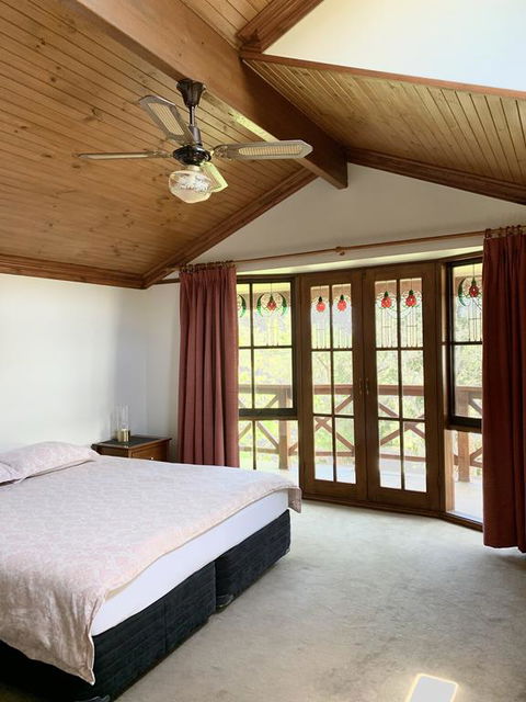 Floraison Red Hill - Great Ocean Road Tourism 3