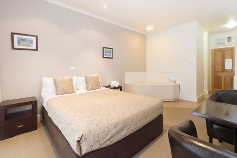 Frankston Holiday Park And Sandhurst Motel - Great Ocean Road Tourism 1