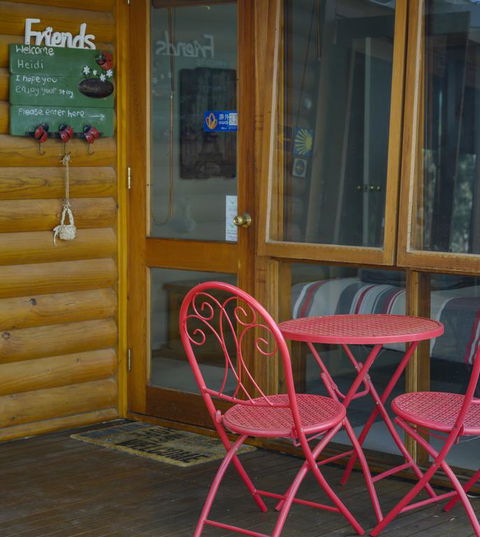 Friends At McLaren Vale - Great Ocean Road Tourism 3