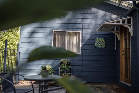 Funky Flat On Acreage - Great Ocean Road Tourism 0