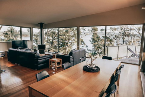 Getaway Bruny Island - Great Ocean Road Tourism 3