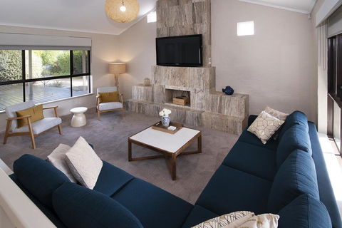 GIFFORD HOUSE - Great Ocean Road Tourism 2