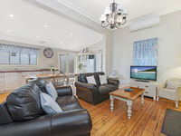 Book Port Fairy Accommodation Vacations Great Ocean Road Tourism Great Ocean Road Tourism