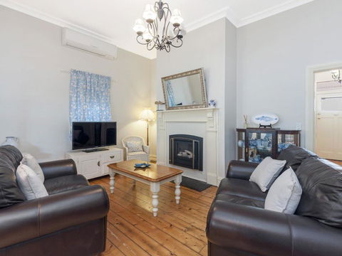 Ginabella - Great Ocean Road Tourism 3