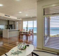Glenelg Absolute Beachfront - One of Only Two Homes - Great Ocean Road Tourism