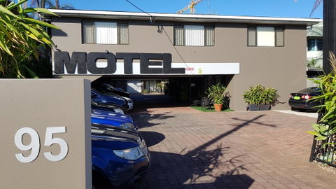 Gold Coast Airport Motel - Closest Privately Owned Accommodation To The GC Airport - Great Ocean Road Tourism 0