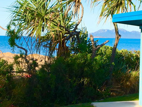 Golden Sands Beach House - Great Ocean Road Tourism 1