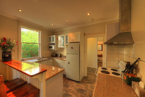 Grace's Spa Cottage - Great Ocean Road Tourism 2