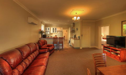 Grace's Spa Cottage - Great Ocean Road Tourism 1