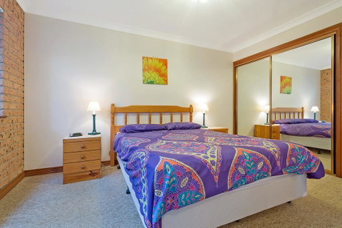 Grand Pacific 2 Unit 1 - Great Ocean Road Tourism 1