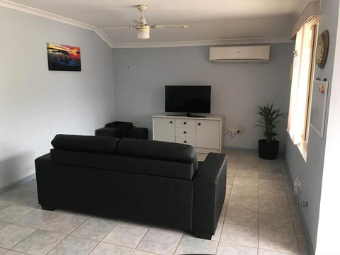Guesthouse On Dolphin - Great Ocean Road Tourism 2