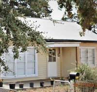 Happy cozy house for holidays Beach BBQ Pet friendly 35kms from CBD in country life style 