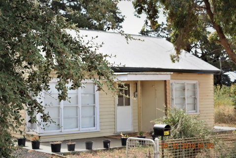 Happy Cozy House For Holidays, Beach, BBQ, Pet Friendly 35kms From CBD In Country Life Style !!! - Great Ocean Road Tourism 0