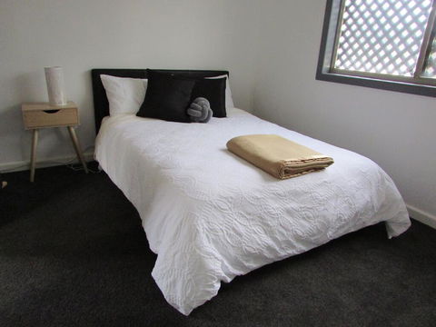 HEATHCOTE SHIRAZ COUNTRY STAYS - Great Ocean Road Tourism 3