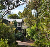 Hepburn Pool House - Great Ocean Road Tourism