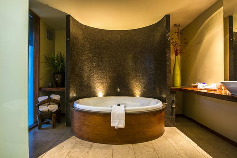 Hepburn Spa Pavilions - Great Ocean Road Tourism 3