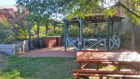 Hepburn Springs Motor Inn - Great Ocean Road Tourism 2