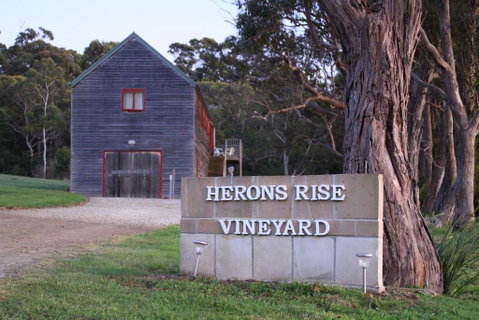 Herons Rise Vineyard Accommodation - Great Ocean Road Tourism 0