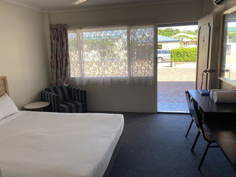Hervey Bay Motel - Great Ocean Road Tourism 1