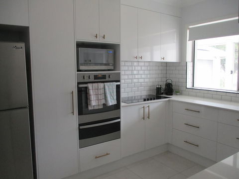 Hibbard Waterfront Escape - Great Ocean Road Tourism 2