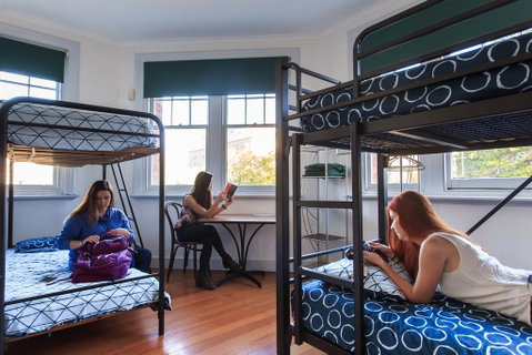 Hobart Central YHA - Great Ocean Road Tourism 3