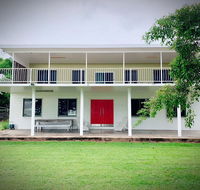 Holiday Rental - Huge House With Beach Views - Great Ocean Road Tourism