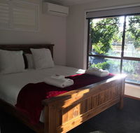 Holly House BnB - Great Ocean Road Tourism