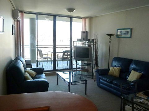 Homebush Bay Self-Contained Modern Two-Bedroom Apartments (BEN) - Great Ocean Road Tourism 2