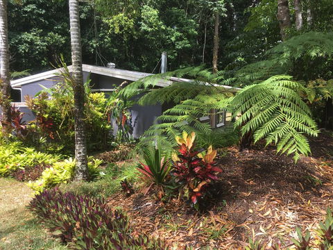 Honeybee House - Great Ocean Road Tourism 0
