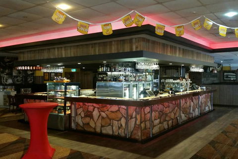 Isa Hotel - Great Ocean Road Tourism 3