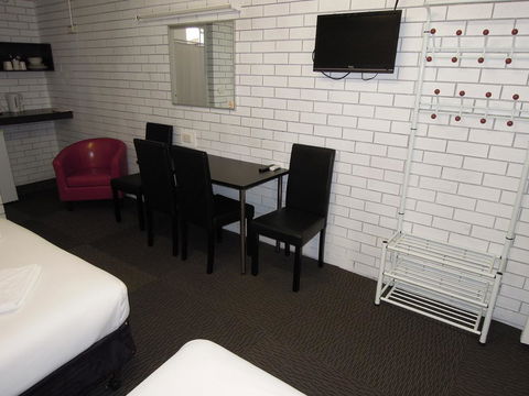 Jackaroo Apartments - Great Ocean Road Tourism 2