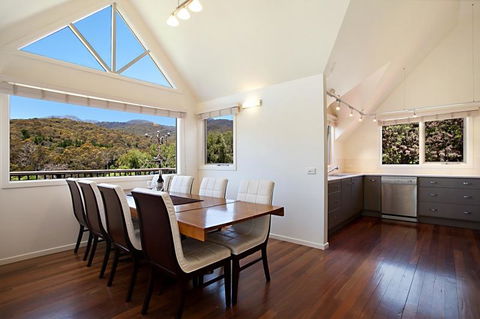 Jarrah Lodge - Great Ocean Road Tourism 1