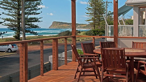 Jock's Place @ Lennox - Great Ocean Road Tourism 3
