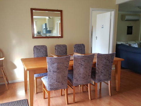 Kaishua House - JK Family Lake House - Great Ocean Road Tourism 3