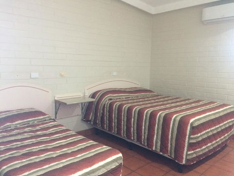Katherine Motel - Great Ocean Road Tourism 3