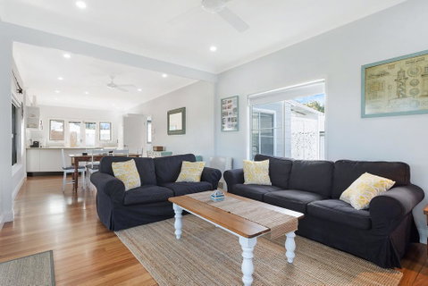 Kesla Beach House - Great Ocean Road Tourism 3