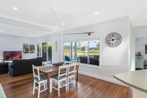 Kesla Beach House - Great Ocean Road Tourism 0
