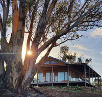 Kestrel Nest EcoHut - Great Ocean Road Tourism