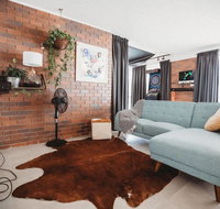 Kirra Hill Coolangatta Renovated Apt w Beach Views - Great Ocean Road Tourism