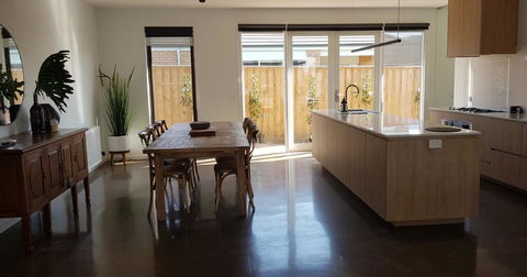 Laguna - Great Ocean Road Tourism 2