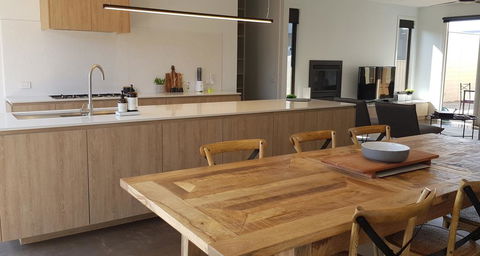 Laguna - Great Ocean Road Tourism 3